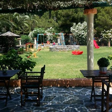 Villa Nefeli Skiathos ภายนอก รูปภาพ
